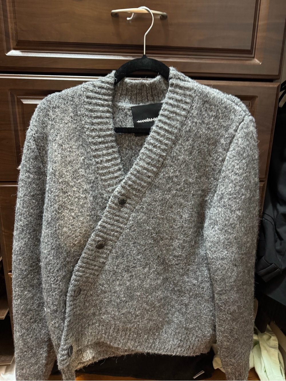 Maniere De Voir Classic Gray Button-Front Sweater Cardigan